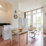 Thais By Interhome * Royan