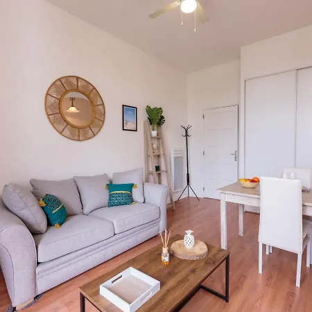 Thais By Interhome