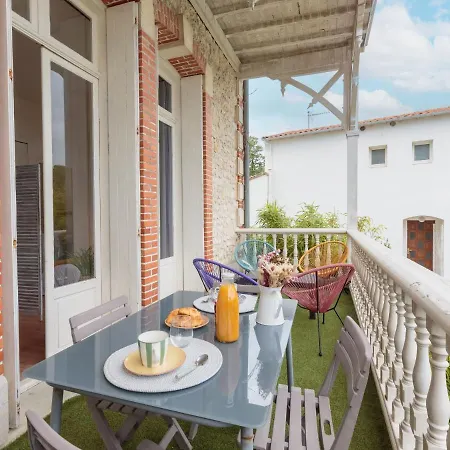 Thais By Interhome *