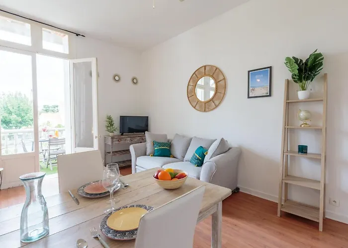 Thais By Interhome Apartamento Royan